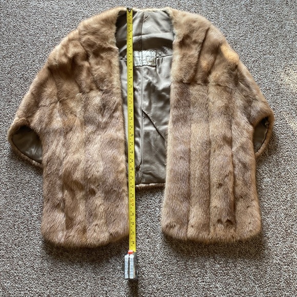 Avenue Montaigne Women’s O/S Mink Fur Stole With Satin Lining Color Autumn Haze - Picture 9 of 12